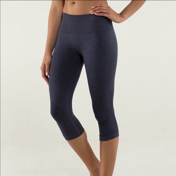 lululemon athletica Pants - Lululemon In The Flow Crops Leggings Blue Gray